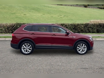 Used Volkswagen Tiguan Allspace 2020 for sale - 79320266: Photo