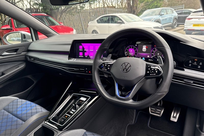 Used Volkswagen Golf 2023 for sale - 76982330: Photo 10