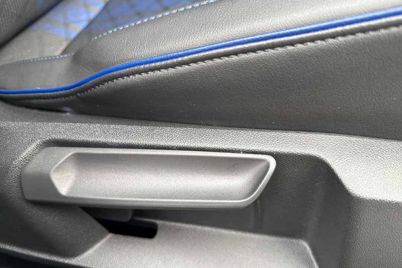 Used Volkswagen Golf 2023 for sale - 76982330: Photo 14