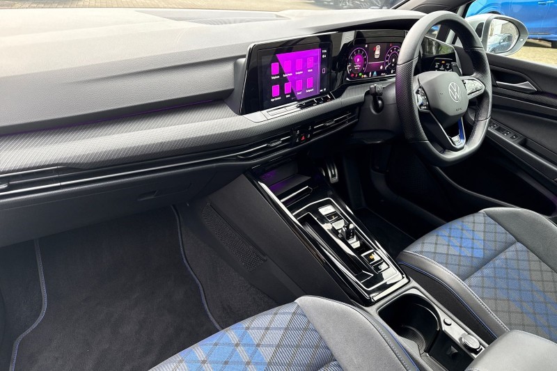 Used Volkswagen Golf 2023 for sale - 76982330: Photo 30