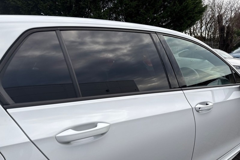 Used Volkswagen Golf 2023 for sale - 76982330: Photo 32