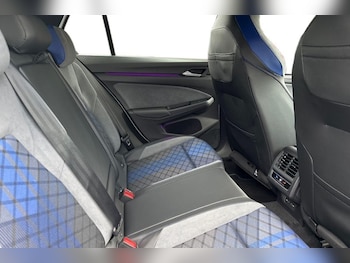 Used Volkswagen Golf 2023 for sale - 76982330: Photo