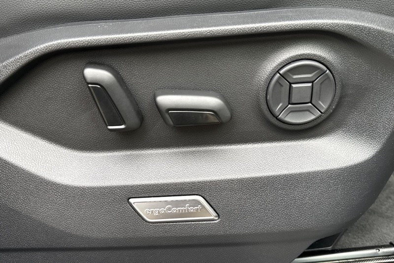 Used Volkswagen Touareg 2025 for sale - 77001359: Photo 15