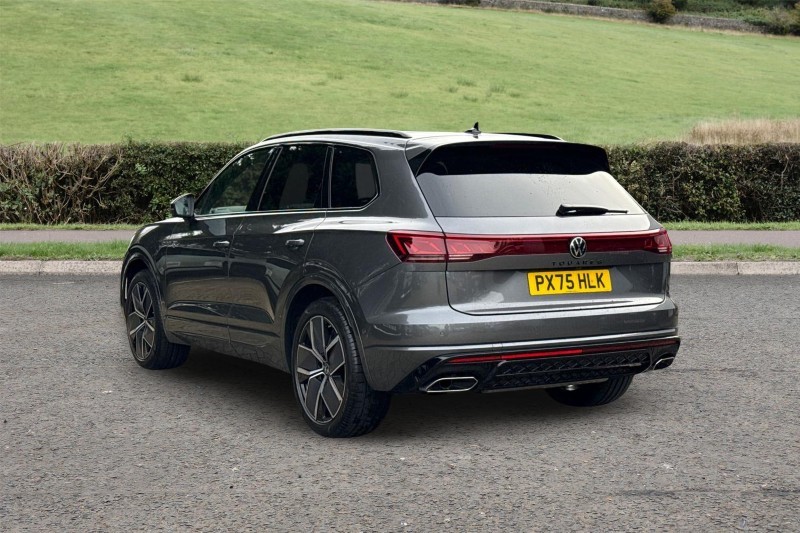 Used Volkswagen Touareg 2025 for sale - 77001359: Photo 2