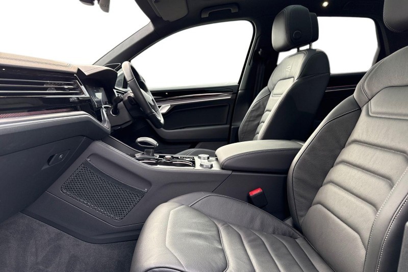 Used Volkswagen Touareg 2025 for sale - 77001359: Photo 3