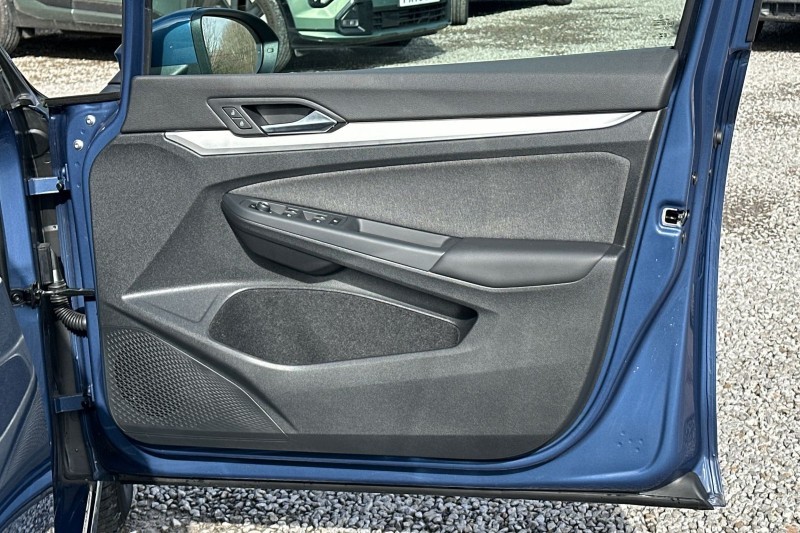 Used Volkswagen Golf 2025 for sale - 77778687: Photo 11