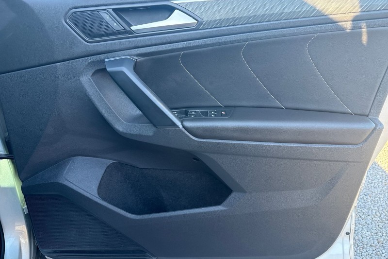 Used Volkswagen Tiguan 2023 for sale - 77918101: Photo 11