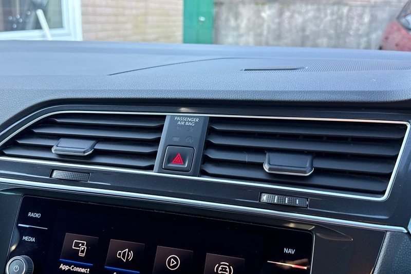 Used Volkswagen Tiguan 2023 for sale - 77918101: Photo 27