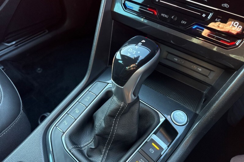 Used Volkswagen Tiguan 2023 for sale - 77918101: Photo 28