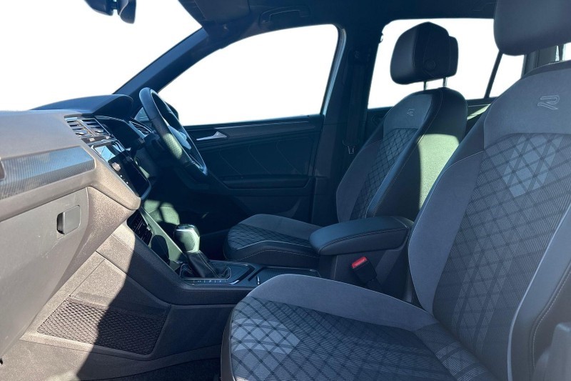 Used Volkswagen Tiguan 2023 for sale - 77918101: Photo 3