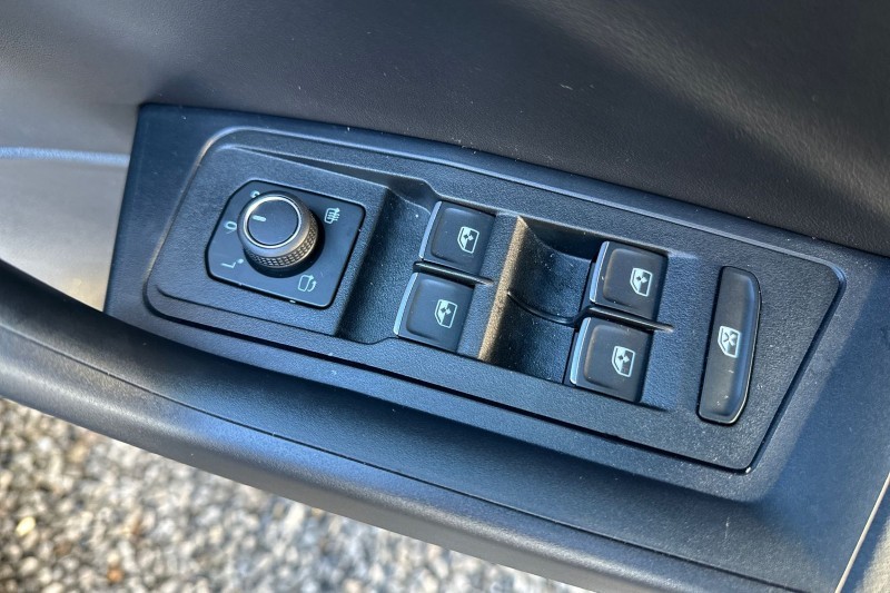 Used Volkswagen T-Roc 2025 for sale - 77476619: Photo 14