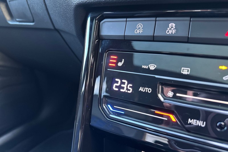 Used Volkswagen T-Roc 2025 for sale - 77476619: Photo 29