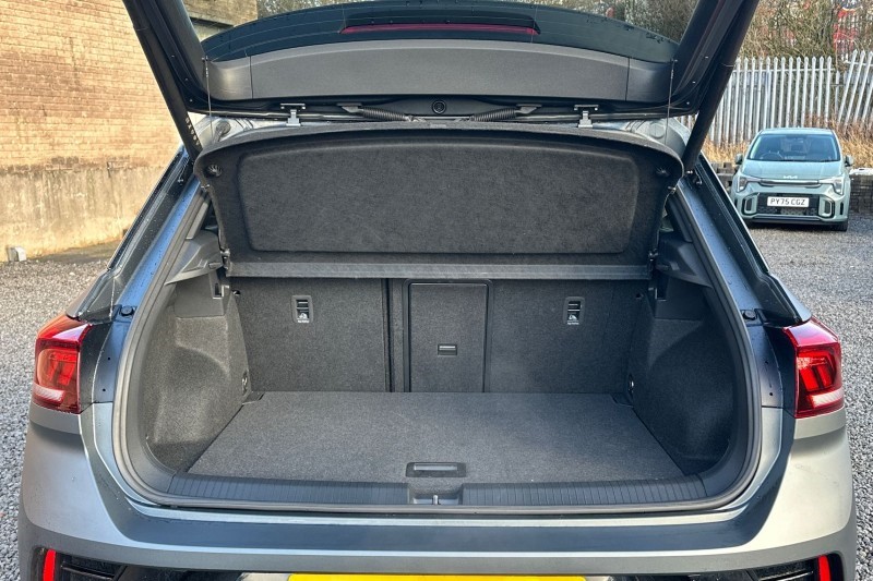 Used Volkswagen T-Roc 2025 for sale - 77476619: Photo 35