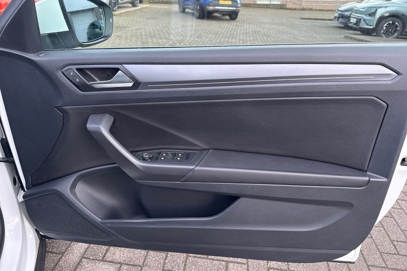 Used Volkswagen T-Roc 2022 for sale - 77135842: Photo 11