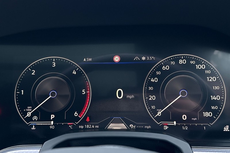 Used Volkswagen Touareg 2022 for sale - 77159192: Photo 22