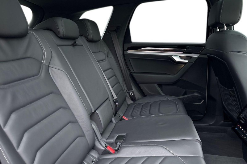 Used Volkswagen Touareg 2022 for sale - 77159192: Photo 4
