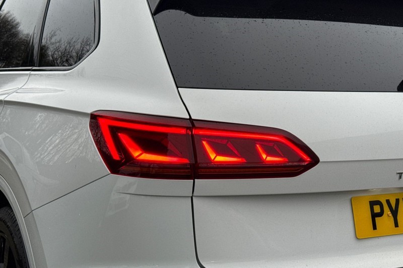 Used Volkswagen Touareg 2022 for sale - 77159192: Photo 40