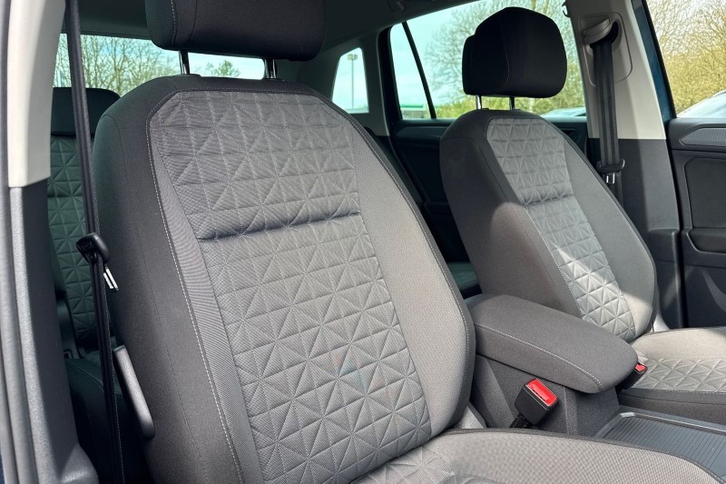 Used Volkswagen Tiguan 2021 for sale - 77877771: Photo 16