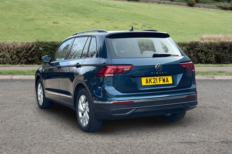 Used Volkswagen Tiguan 2021 for sale - 77877771: Photo 2