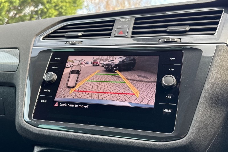 Used Volkswagen Tiguan 2021 for sale - 77877771: Photo 24