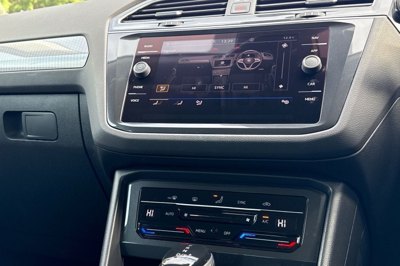 Used Volkswagen Tiguan 2021 for sale - 77877771: Photo 26