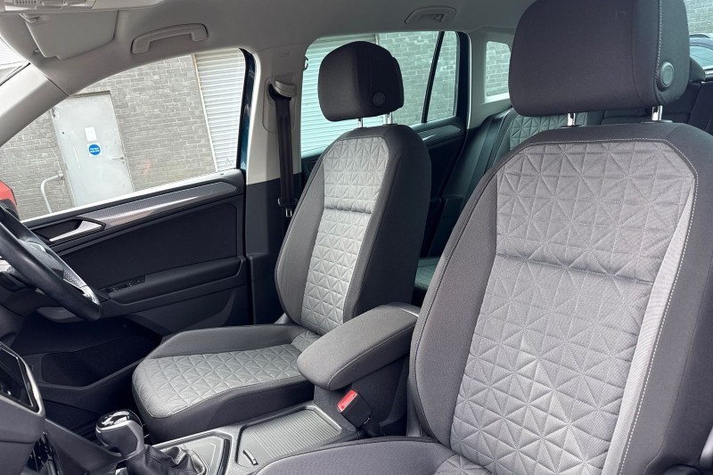 Used Volkswagen Tiguan 2021 for sale - 77877771: Photo 29