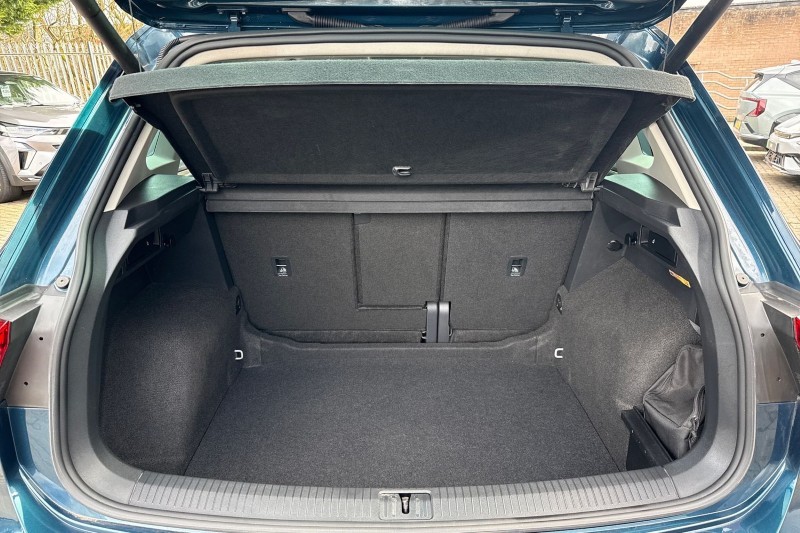 Used Volkswagen Tiguan 2021 for sale - 77877771: Photo 31