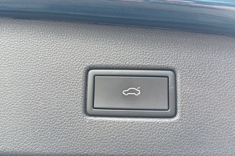 Used Volkswagen Tiguan 2021 for sale - 77877771: Photo 32