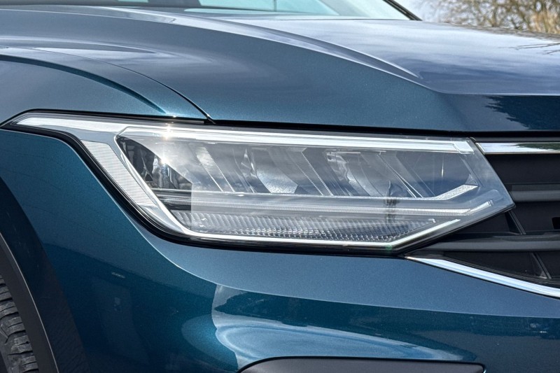 Used Volkswagen Tiguan 2021 for sale - 77877771: Photo 33