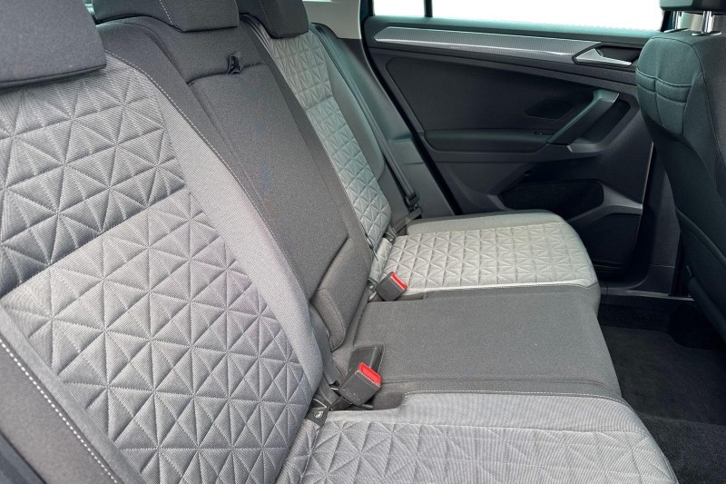 Used Volkswagen Tiguan 2021 for sale - 77877771: Photo 4