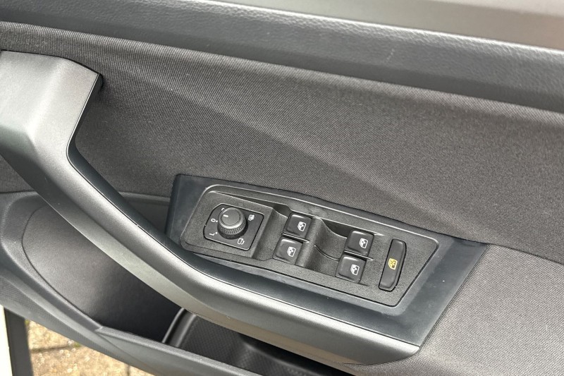 Used Volkswagen T-Roc 2024 for sale - 76980867: Photo 13