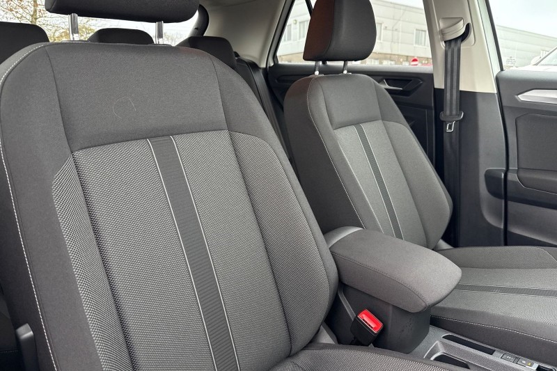 Used Volkswagen T-Roc 2024 for sale - 76980867: Photo 16