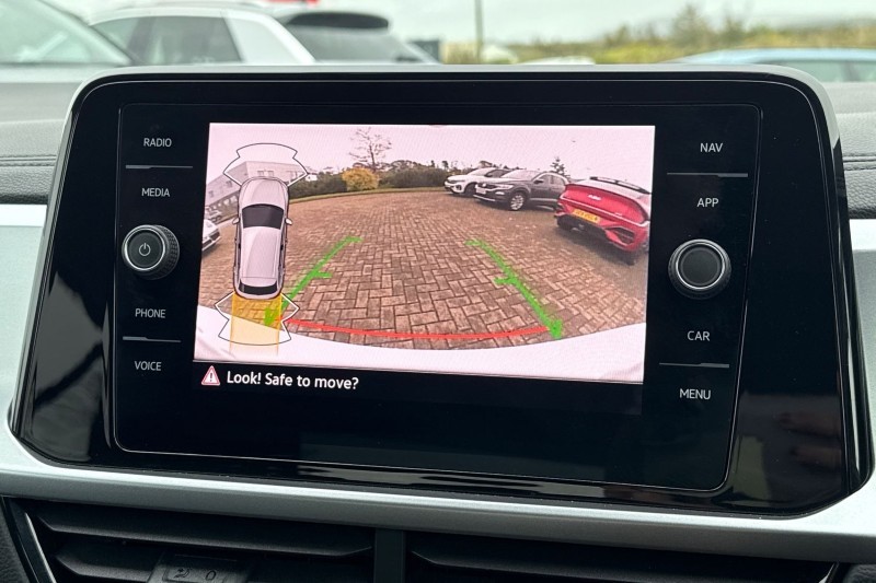 Used Volkswagen T-Roc 2024 for sale - 76980867: Photo 23