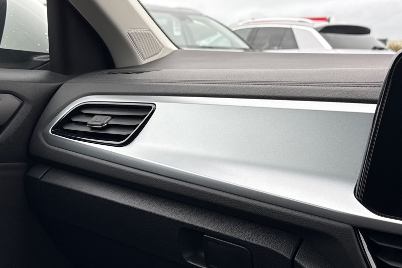 Used Volkswagen T-Roc 2024 for sale - 76980867: Photo 26