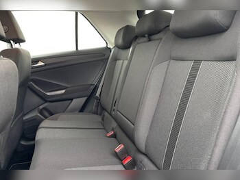 Used Volkswagen T-Roc 2024 for sale - 76980867: Photo