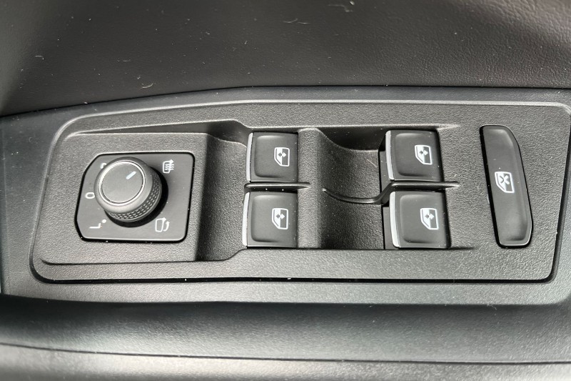 Used Volkswagen T-Roc 2024 for sale - 76981800: Photo 13