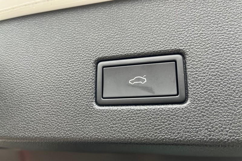 Used Volkswagen T-Roc 2024 for sale - 76981800: Photo 36