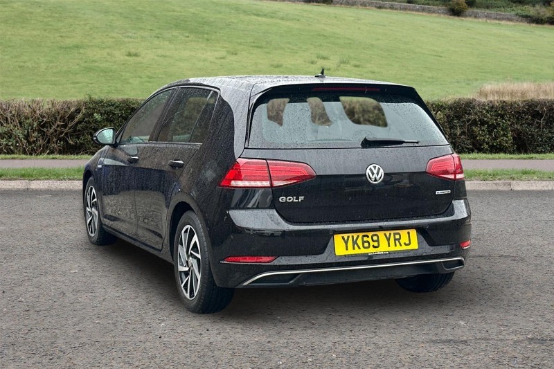 Used Volkswagen Golf 2019 for sale - 77679024: Photo 2