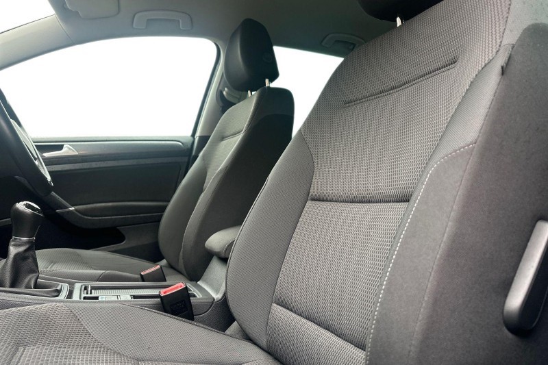 Used Volkswagen Golf 2019 for sale - 77679024: Photo 3