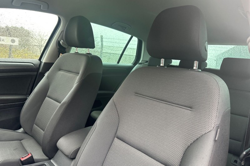 Used Volkswagen Golf 2019 for sale - 77679024: Photo 31