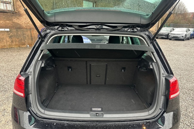 Used Volkswagen Golf 2019 for sale - 77679024: Photo 33