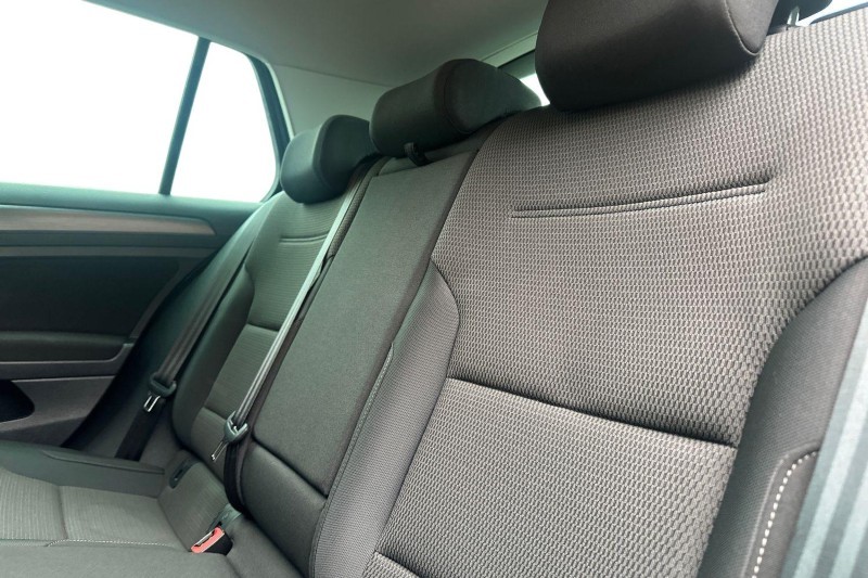 Used Volkswagen Golf 2019 for sale - 77679024: Photo 4