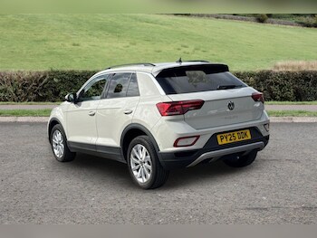 Used Volkswagen T-Roc 2025 for sale - 78280883: Photo