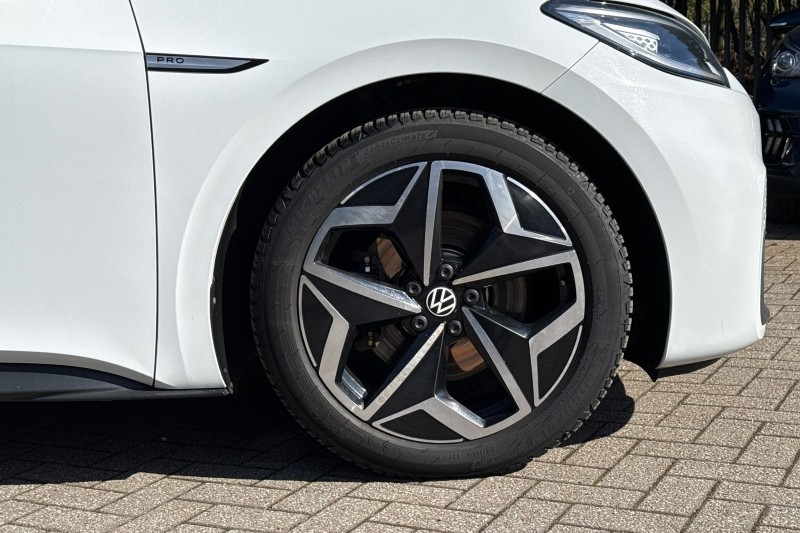 Used Volkswagen ID.3 2020 for sale - 78152735: Photo 8