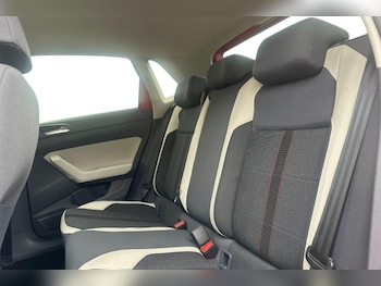 Used Volkswagen Polo 2018 for sale - 77732691: Photo