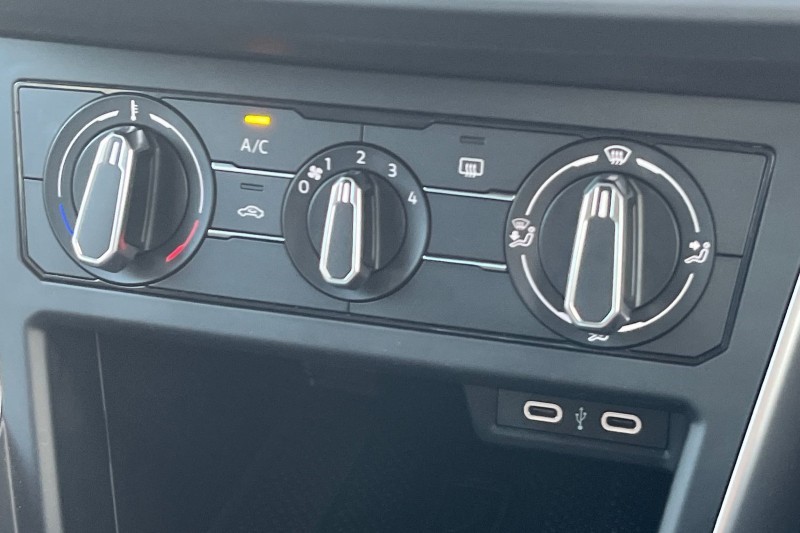 Used Volkswagen Polo 2024 for sale - 76982250: Photo 25