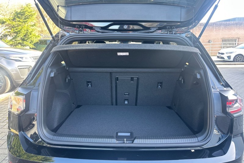 Used Volkswagen Golf 2024 for sale - 77732692: Photo 34