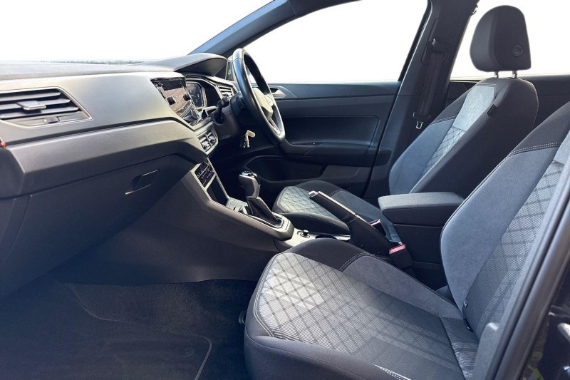 Used Volkswagen Polo 2024 for sale - 77210363: Photo 3