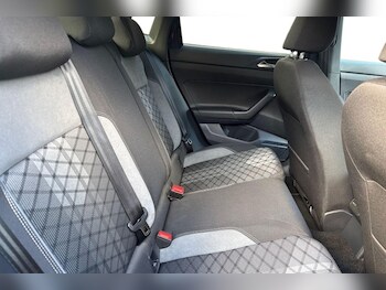 Used Volkswagen Polo 2024 for sale - 77210363: Photo