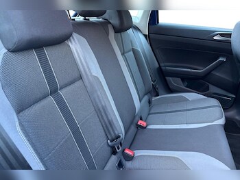 Used Volkswagen Polo 2022 for sale - 76982449: Photo